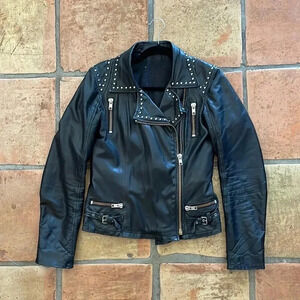 Price Drop 🔷 Studded Vintage Distressed Black Leather Jacket Women's Small